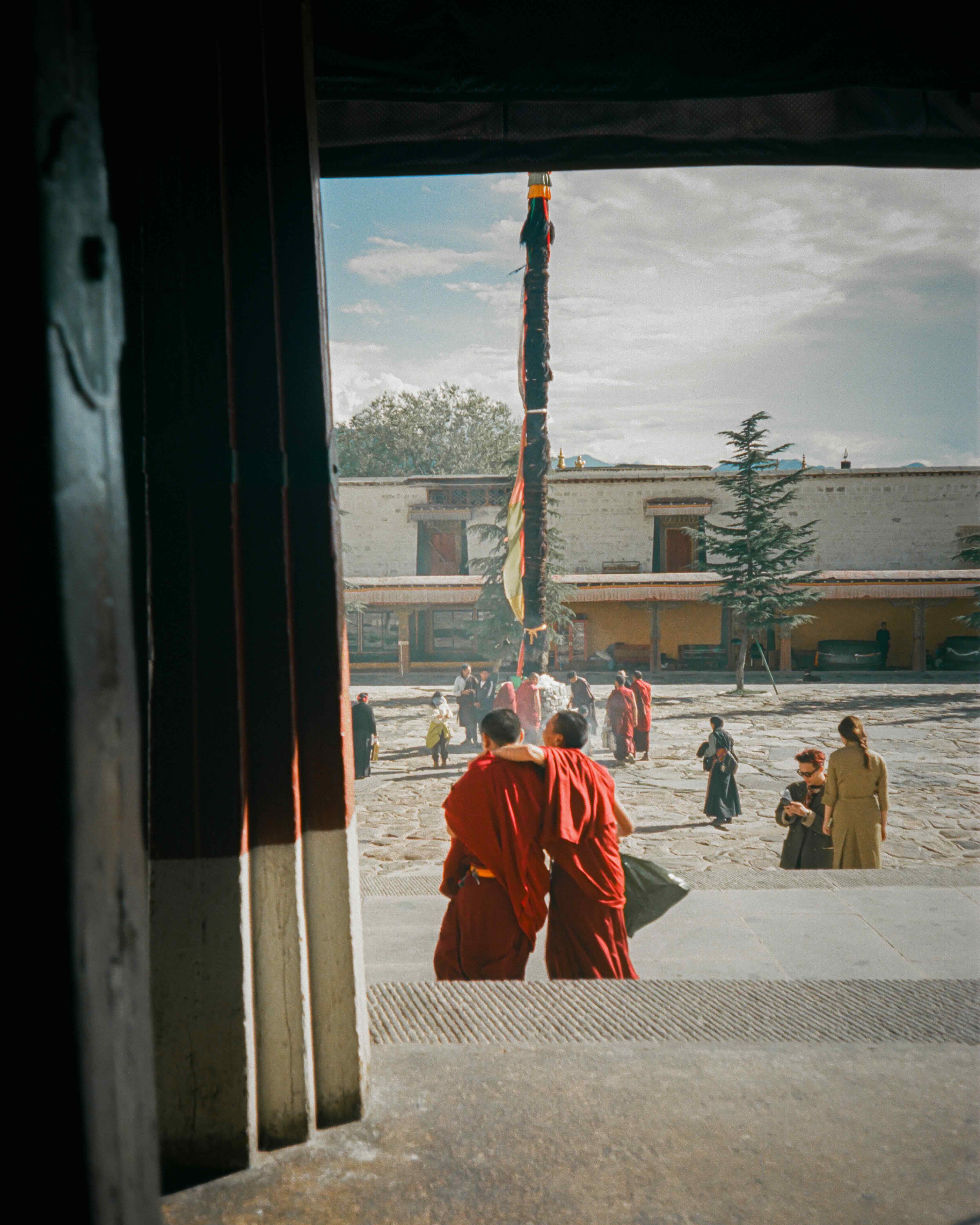 lhasa - 00